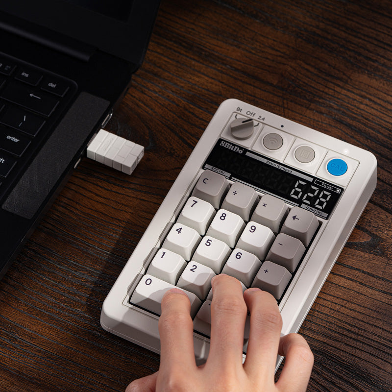 8BitDo Retro 18 Mechanical Numpad