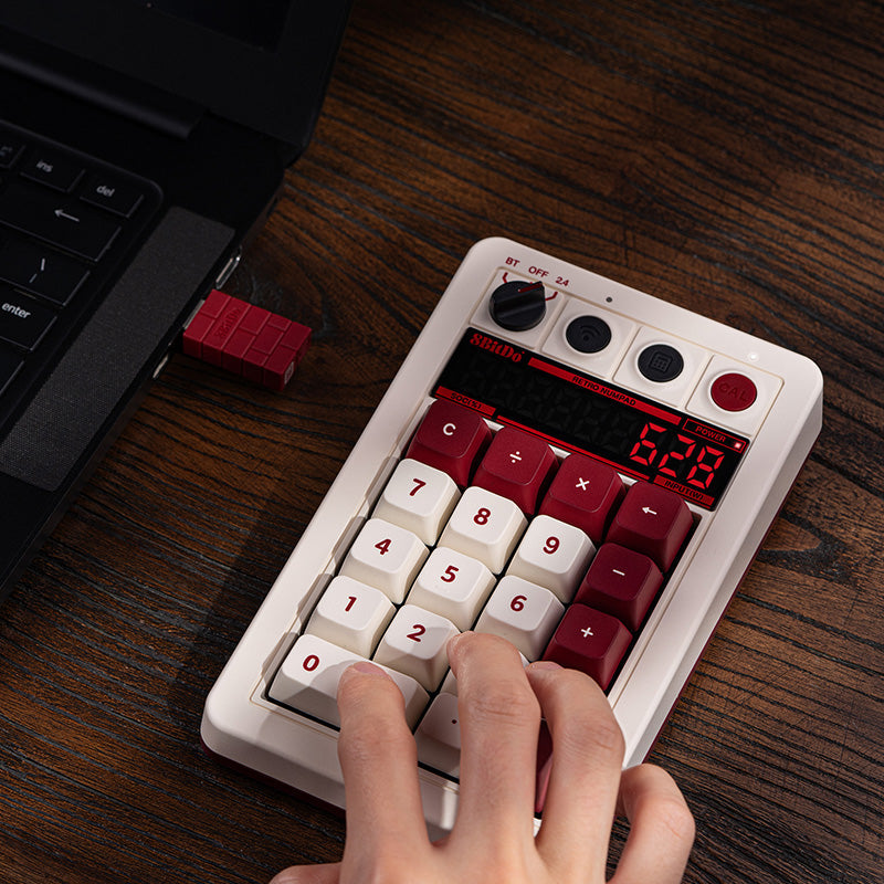 8BitDo Retro 18 Mechanical Numpad